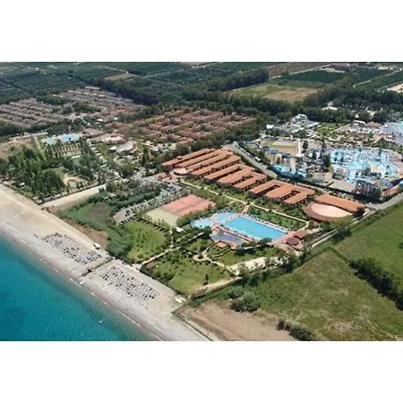 Charming In With Shared Pool And Parking Apartman *